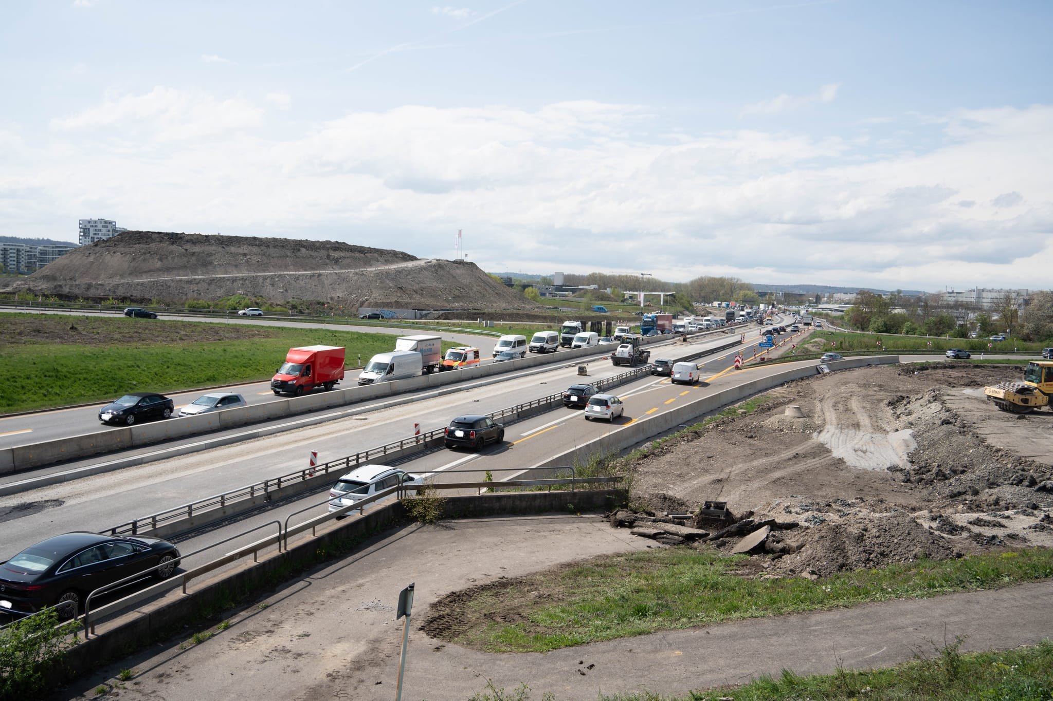 Verkehrsteilnehmer sollen sich ab 21.30 Uhr auf Verkehrsbeeinträchtigungen einstellen.