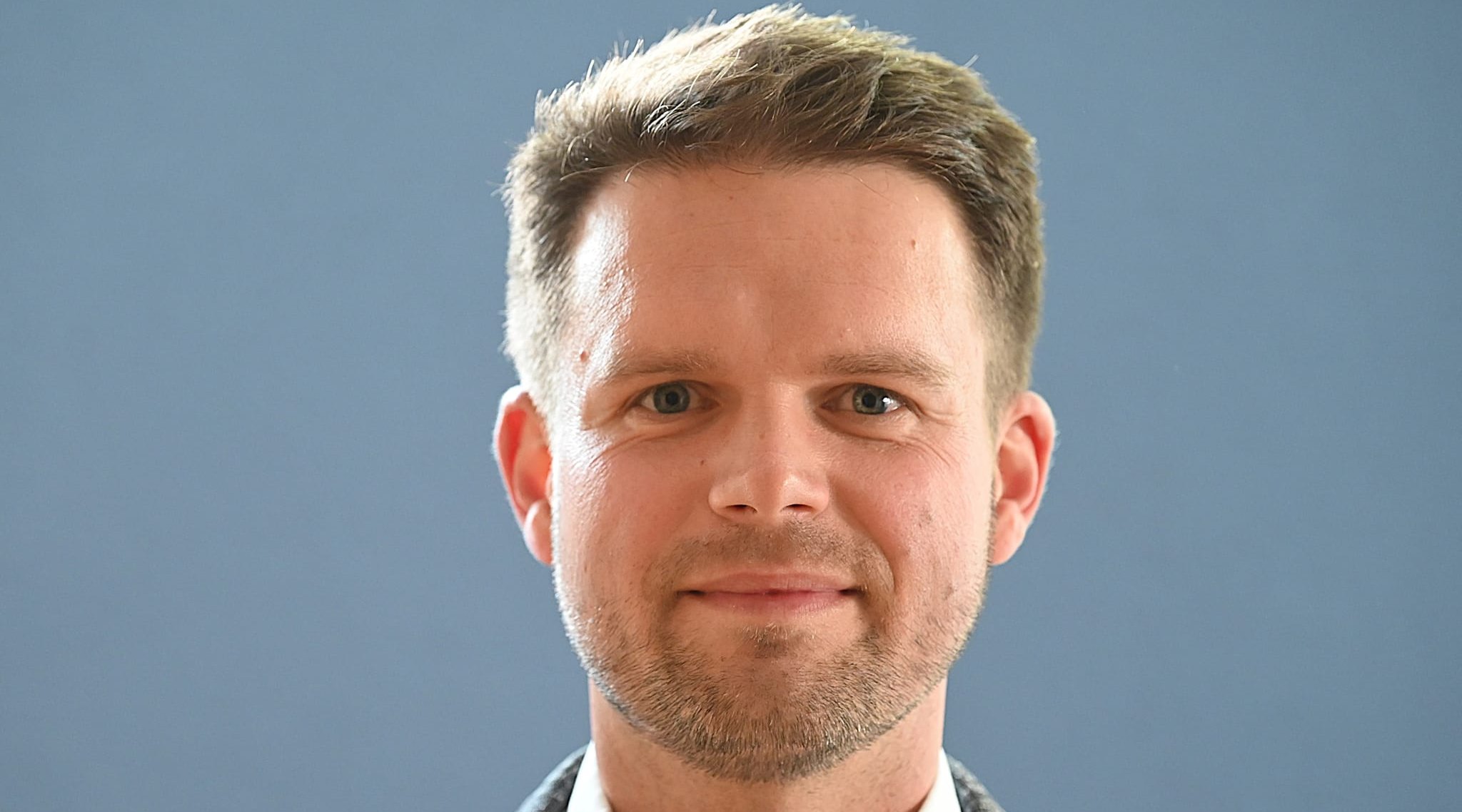 Kämmerer Rouven Müller wird für die Gemeinde Magstadt bei der Kreissparkasse einen Kredit mit 50-jähriger Laufzeit aufnehmen und sagte im Gemeinderat: „Wir werden keine vorzeitigen Tilgungen schaffen.“ Bild: Reichert