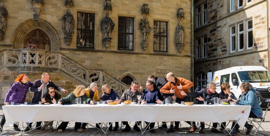 Diese Szene hat ein berühmtes Vorbild in der Kunstgeschichte.