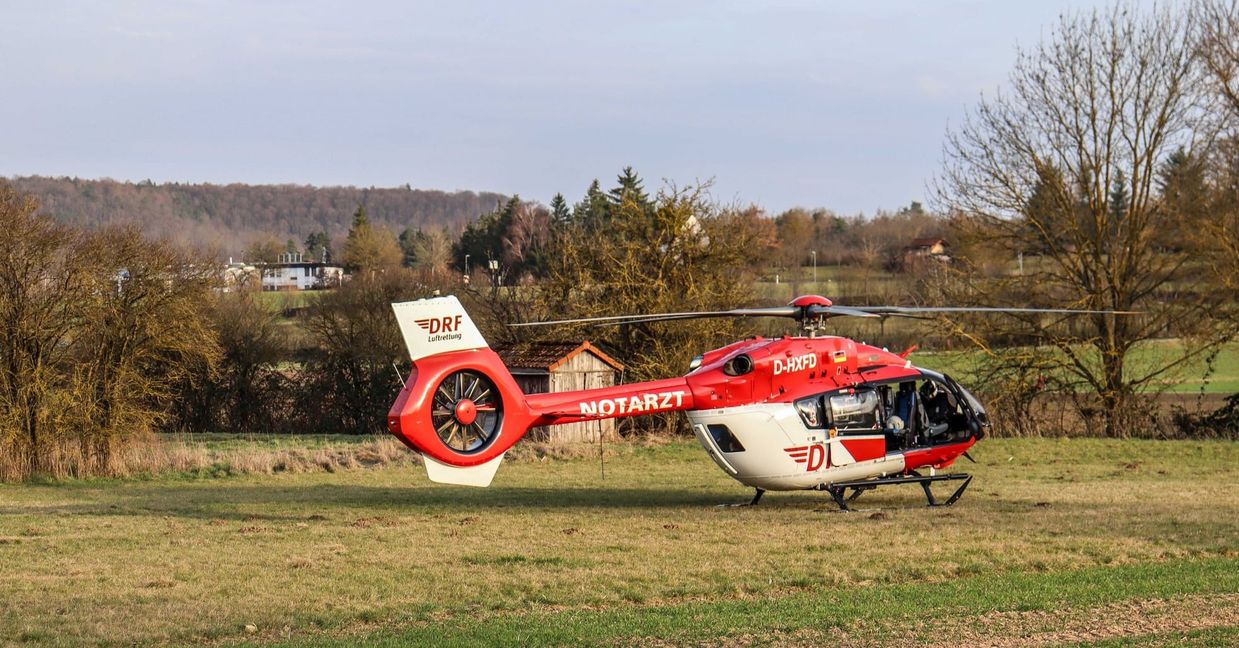 Das Kind wurde mit einem Rettungshubschrauber ins Krankenhaus  geflogen.