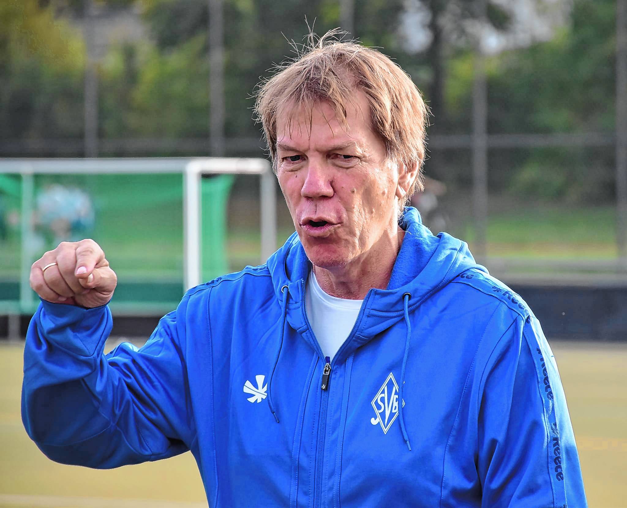 Immer mit vollem Einsatz dabei: SVB-Trainer Thomas Dauner