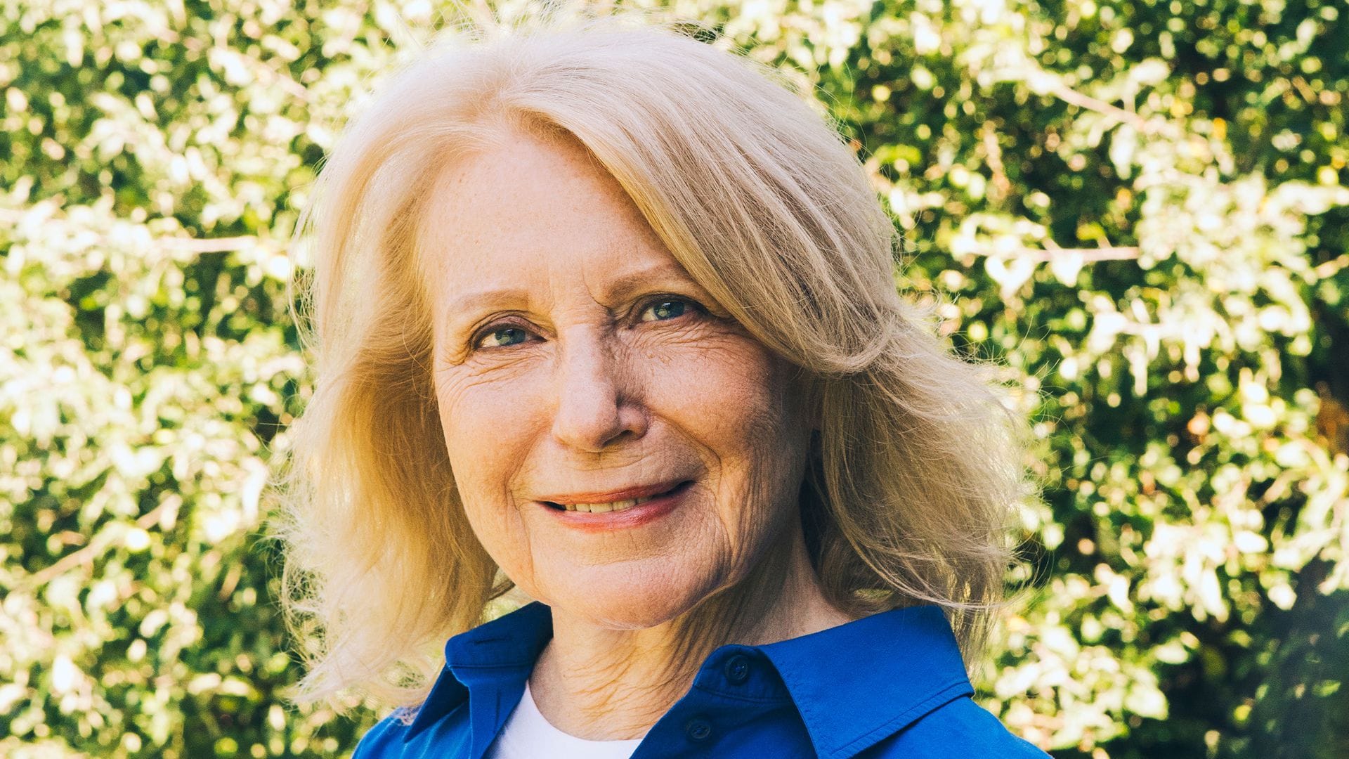 Maren Kroymann schwelgt und schwebt in Tübingen in Erinnerungen.