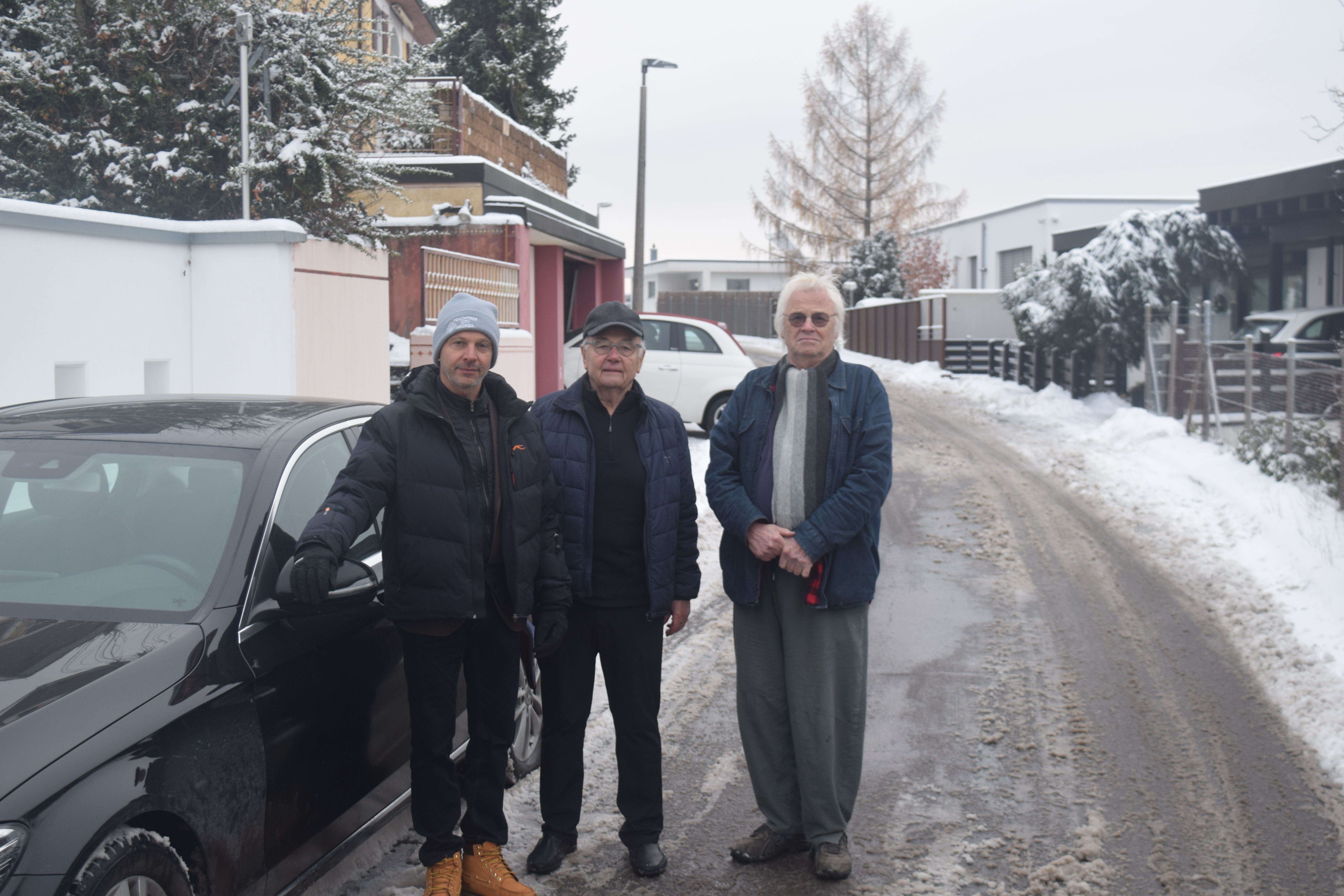 Rainer Stahl, Rüdiger Fürstenberger und Klaus Philippscheck (von links) sind nicht gut auf das Sindelfinger Ordnungsamt zu sprechen.