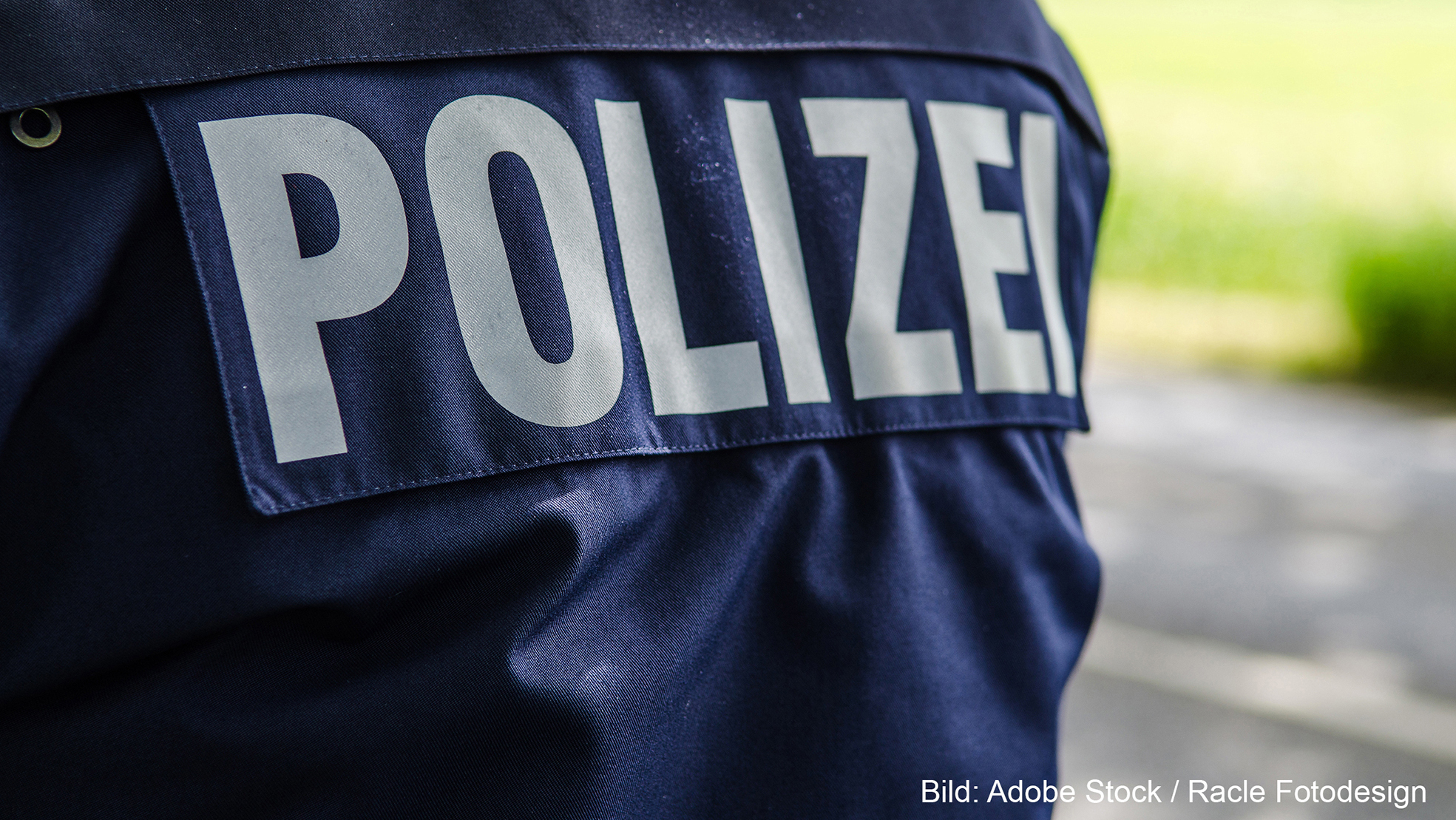 Am 15. August dieses Jahres wurde am Böblinger Bahnhof ein älteres Ehepaar von einem unbekannten Mann bestohlen, der ihnen anbot, ihre Koffer die Treppen hochzutragen. Bild: Adobe Stock/Racle Fotodesign