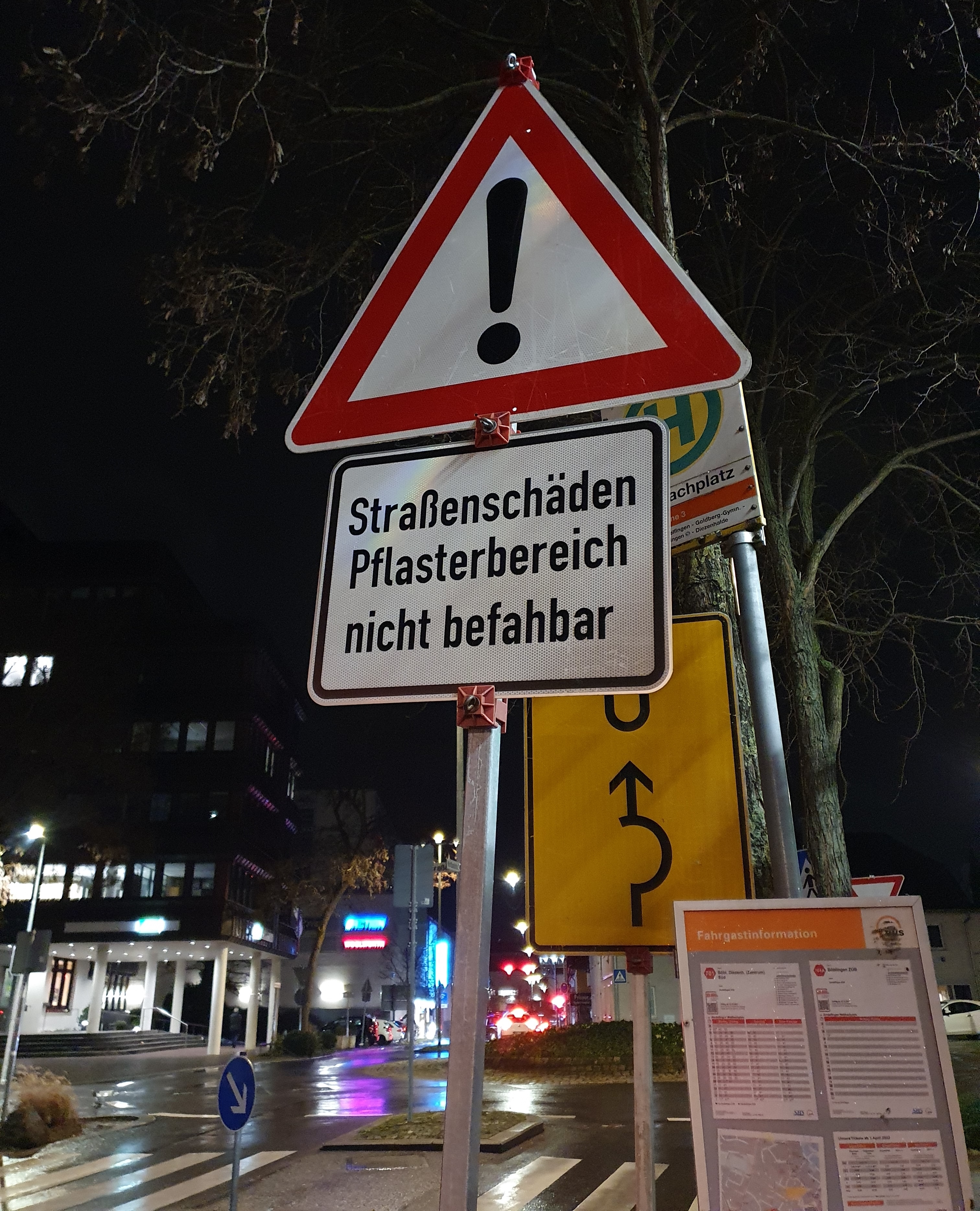 Sonderba, da fehlt doch ein Buchstabe? Beim Vorbeifahn gesehen in der Sindelfinger Wettbachstraße. Bild: z