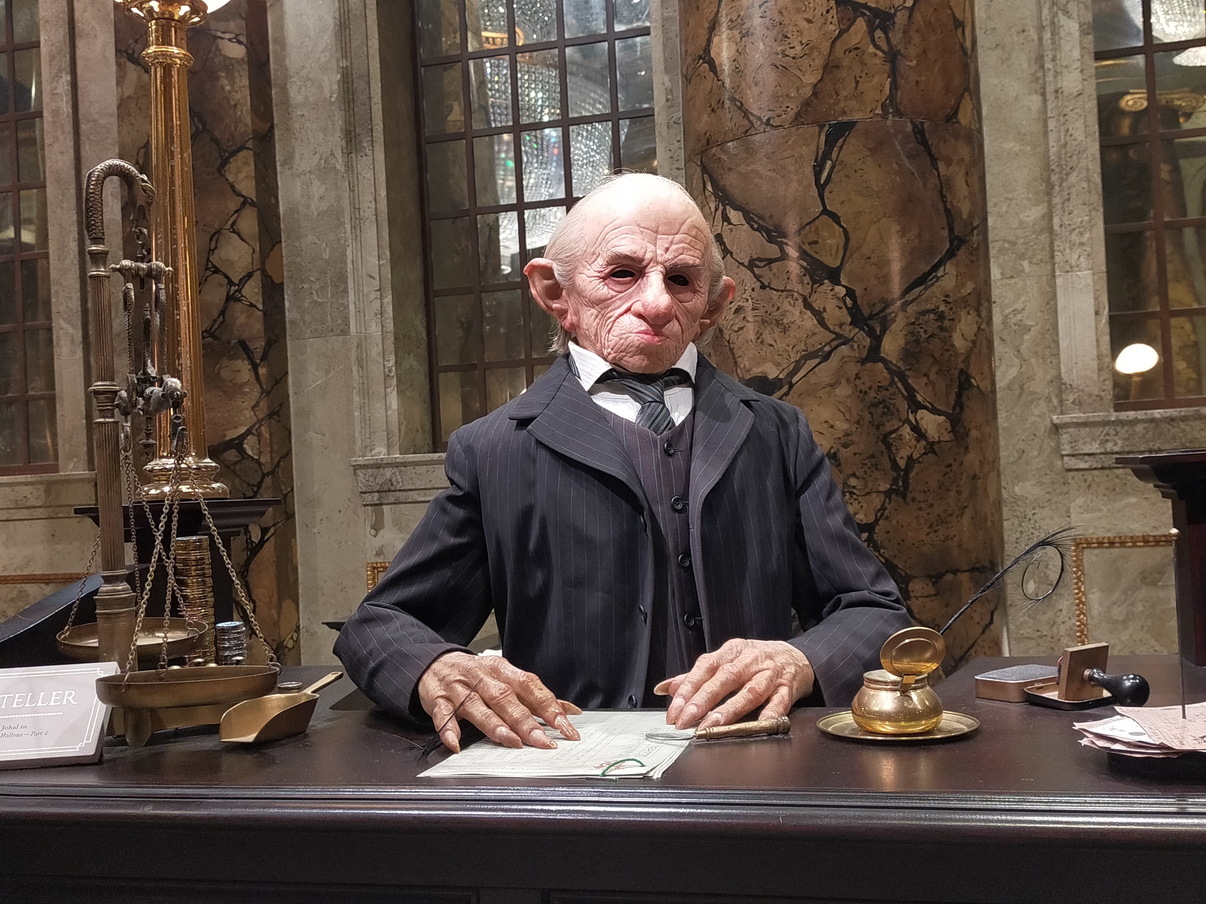 Ein, nun ja, Mitarbeiter der Gringotts Bank.