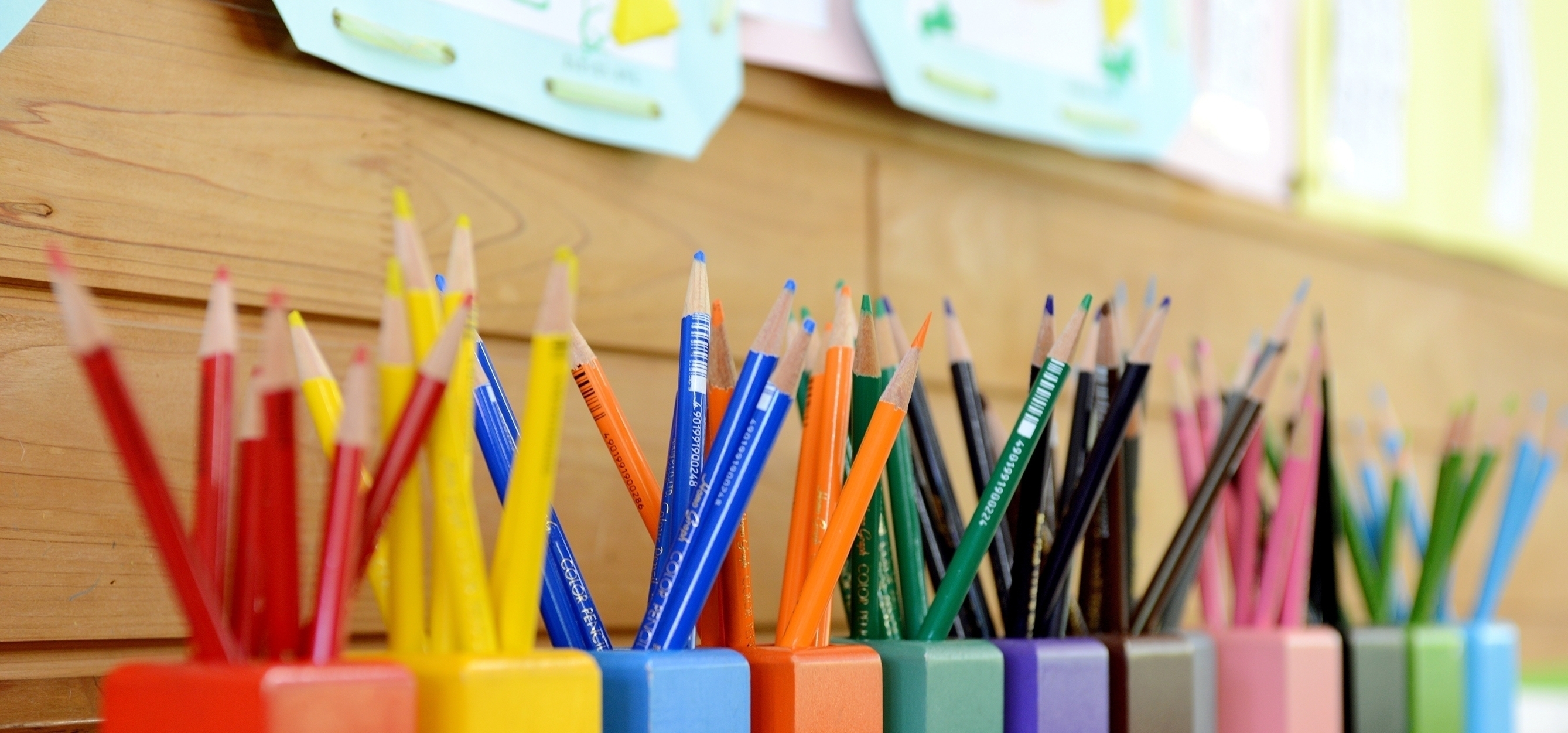 Erziehermangel in Böblingen: Aufgrund des demografischen Wandels "haben wir immer weniger junge Menschen, die immer seltener in den Beruf einsteigen", erklärt der Böblinger Sozialamtsleiter Klaus Feistauer. Bild: takasu/Adobe Stock