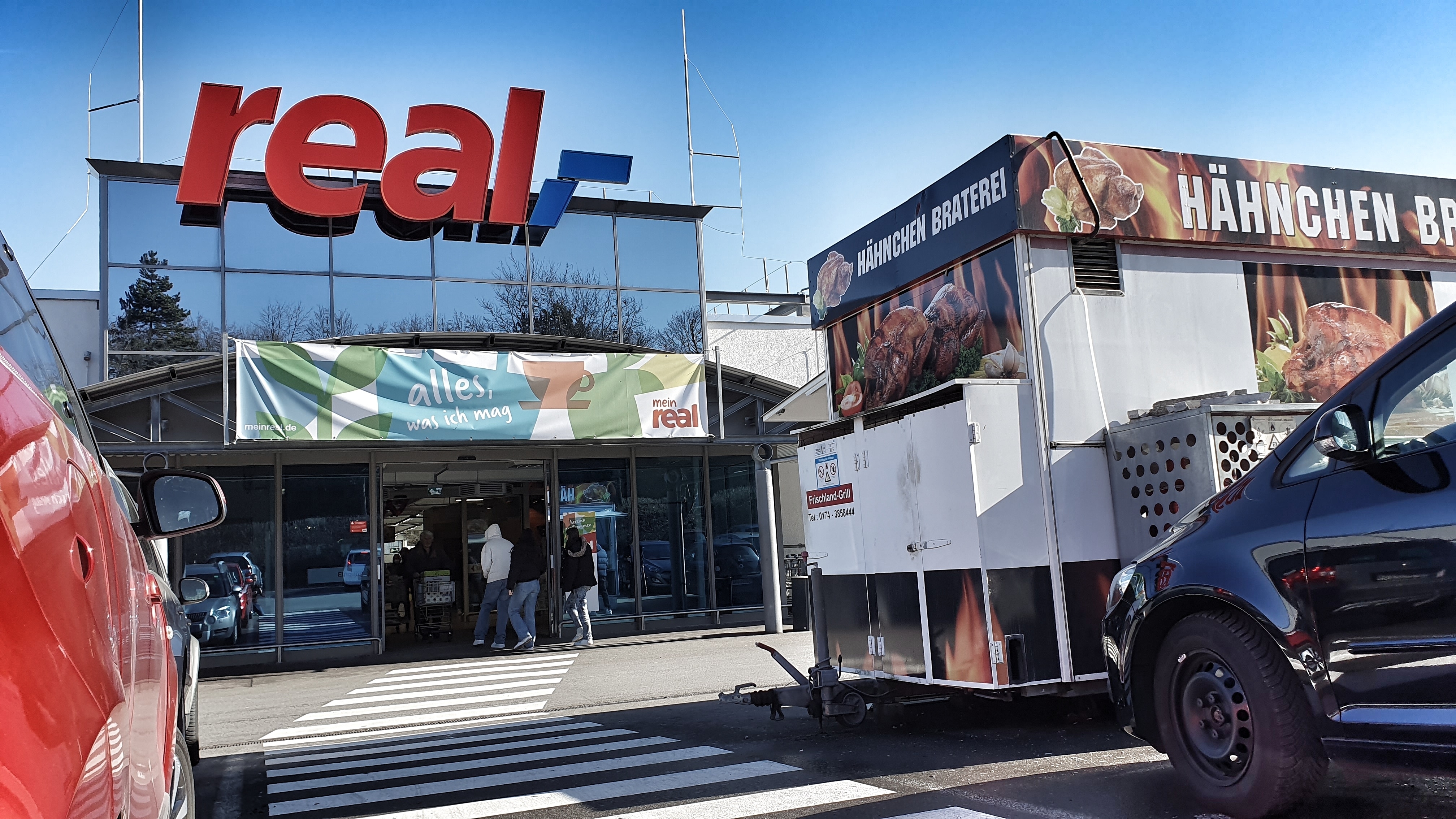 Der Real-Markt im Röhrer Weg in Böblingen.        Bild: Wegner